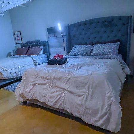 Huge Downtown La Loft With Rooftop Pool & Jacuzzi Los Angeles Exterior photo