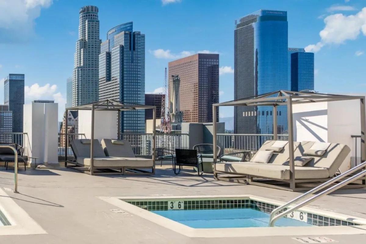 Huge Downtown La Loft With Rooftop Pool & Jacuzzi Los Angeles Exterior photo